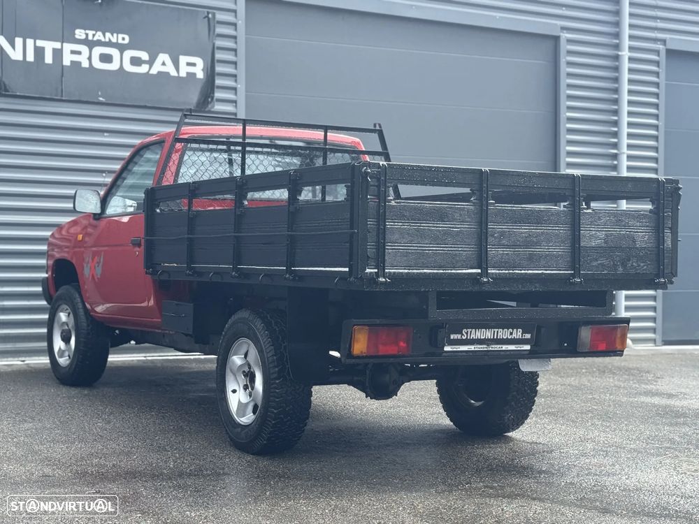 Nissan PICK-UP D21 TD 25 4X4 3 LUGARES - 4