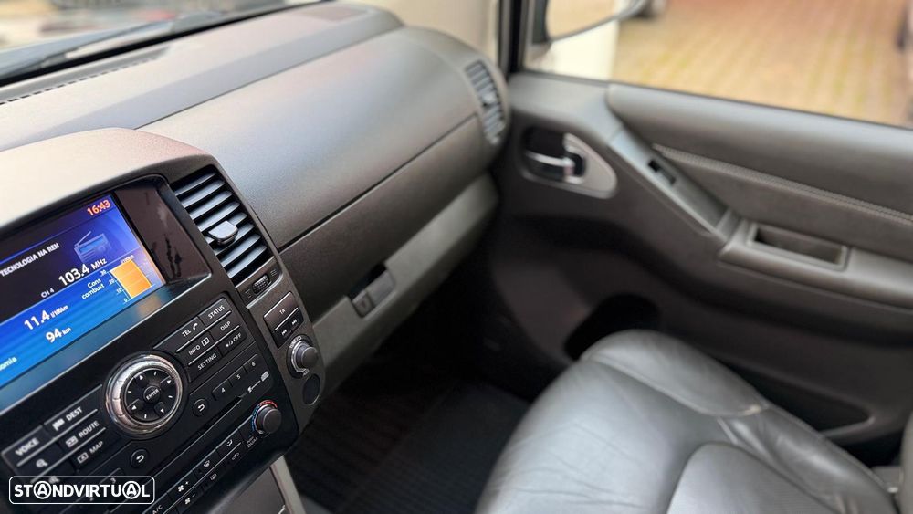 Nissan Navara 3.0 dCi V6 CD LE AT 4WD - 20