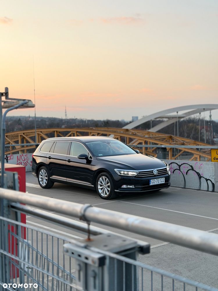 Volkswagen Passat - 20