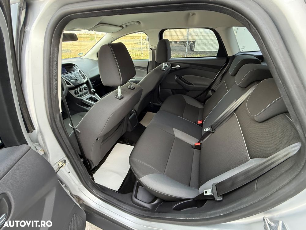 Ford Focus 1.6 TDCI DPF Start-Stopp-System Trend - 9