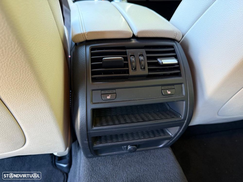 BMW 530 d xDrive Line Luxury Auto - 26