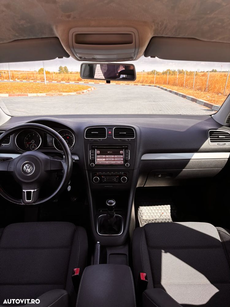 VOLKSWAGEN Golf 2010 — imagine 7