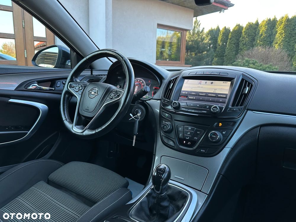 Opel Insignia 1.4 T Cosmo S&S - 25