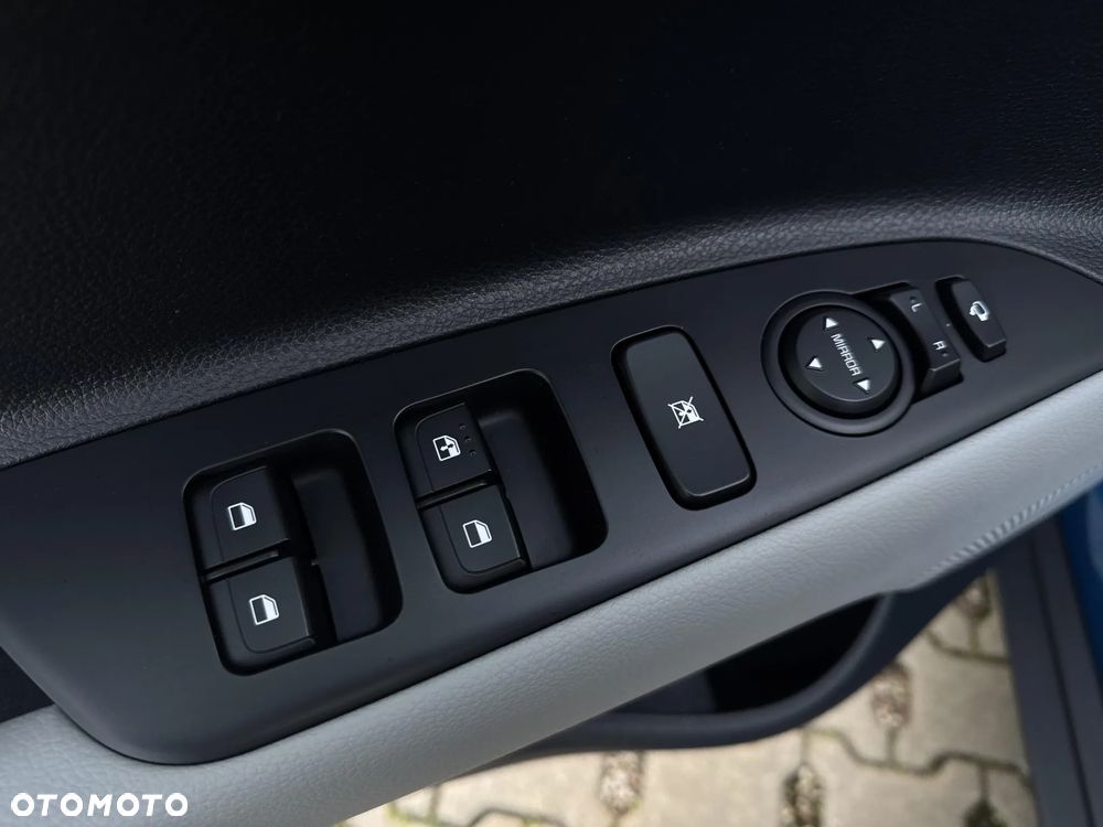 Kia Stonic 1.0 T-GDI MHEV L - 20