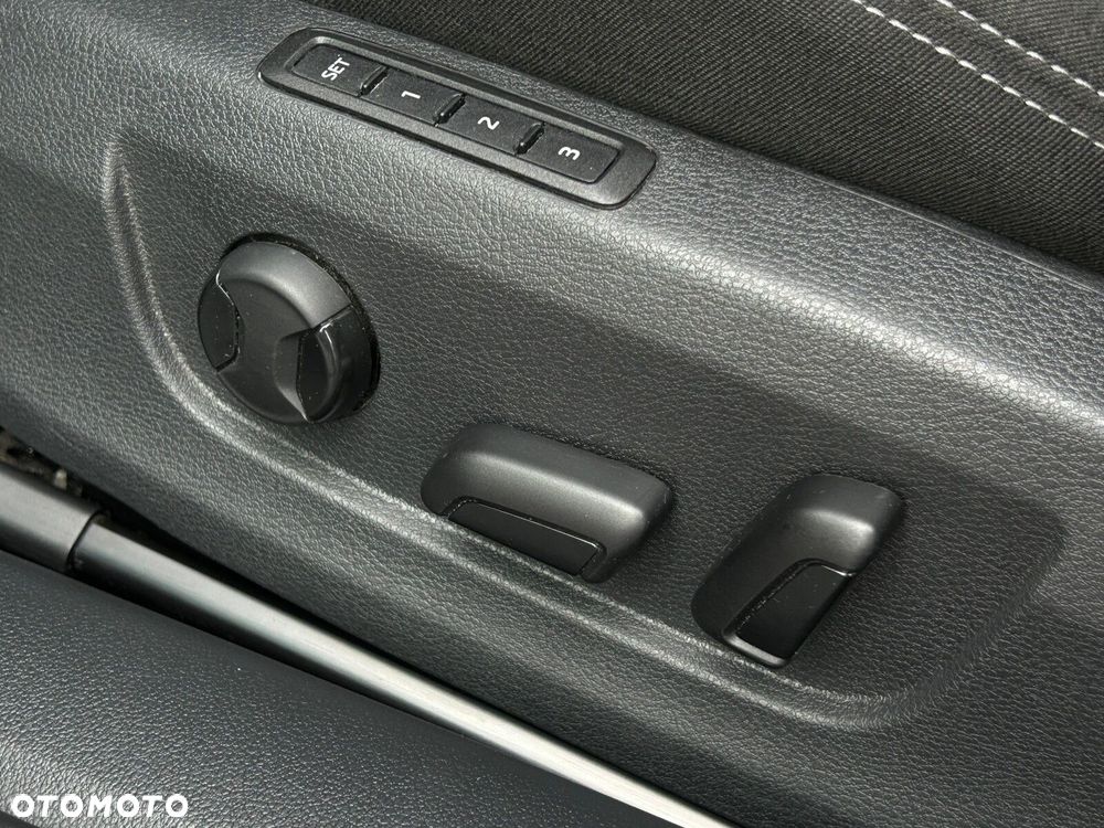 Skoda Superb 2.0 TDI Style - 36