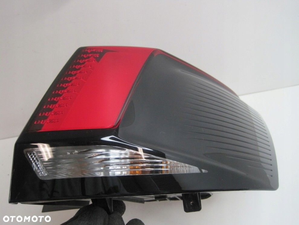 PEUGEOT 3008 II 16+ PRAWA TYLNA LAMPA ORYGINAŁ 9810477080 - 6