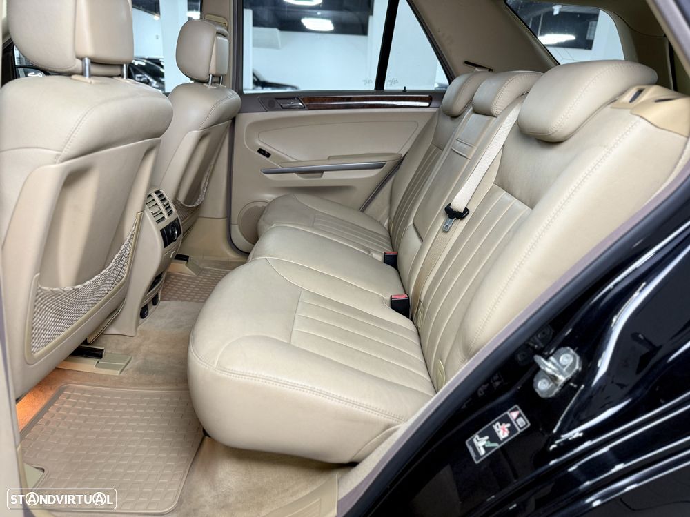 Mercedes-Benz ML 320 CDi - 16