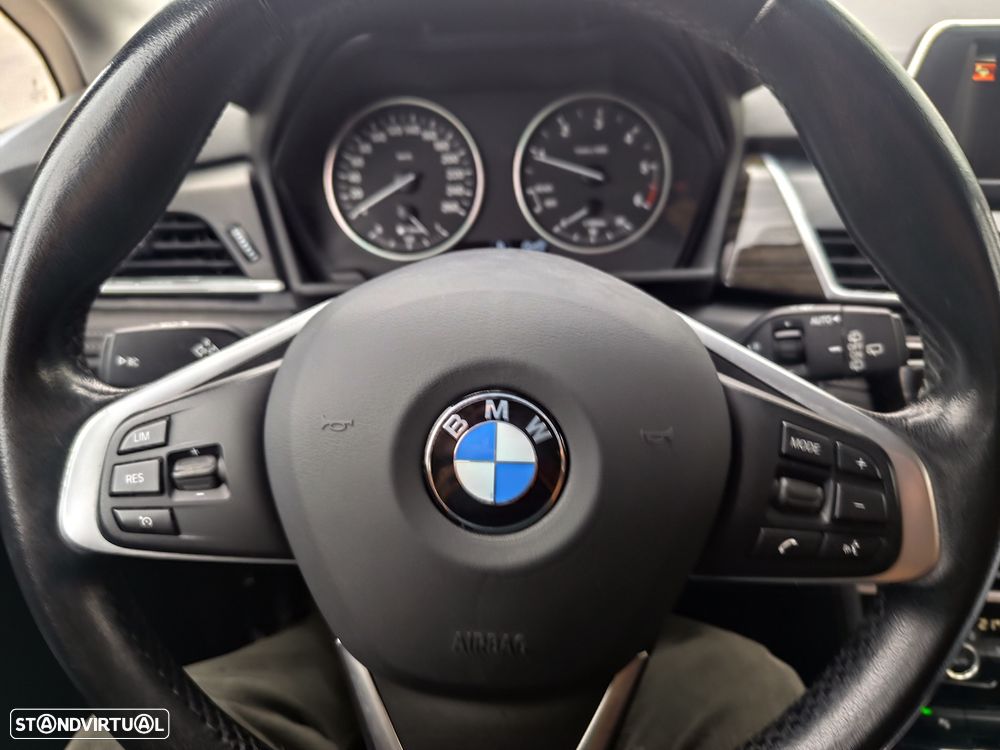 BMW 216 Active Tourer d Line Luxury Auto - 14
