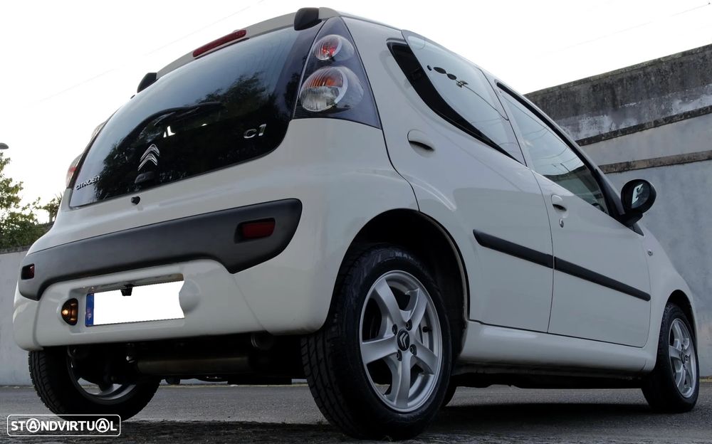 Citroën C1 1.2 VTi Shine - 4