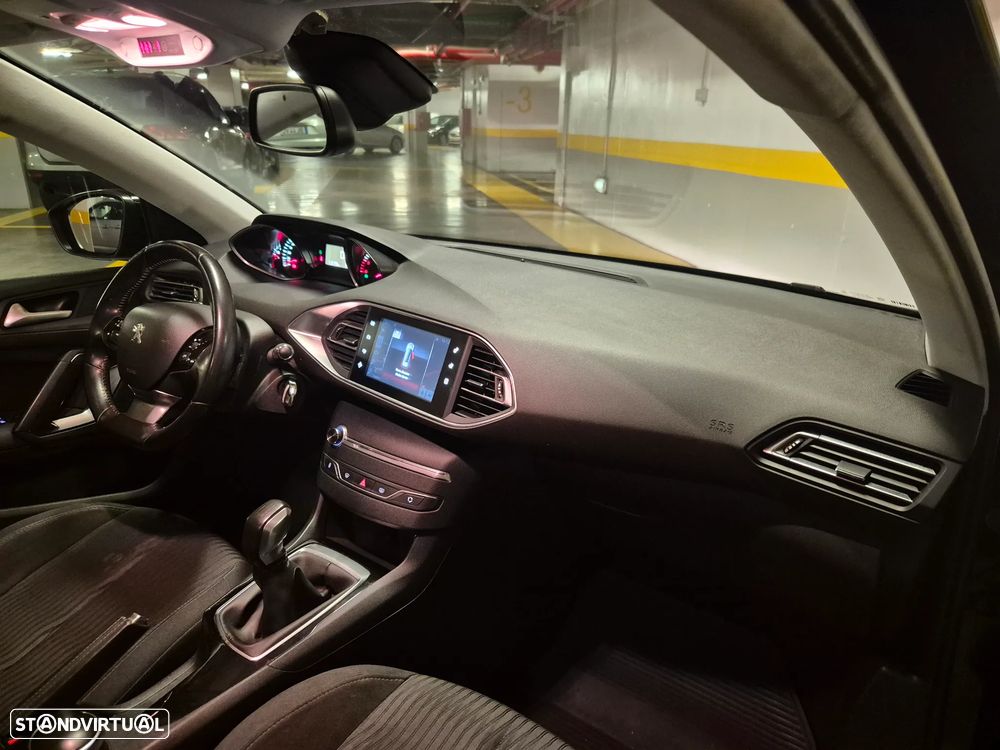 Peugeot 308 SW 1.6 BlueHDi Style - 35