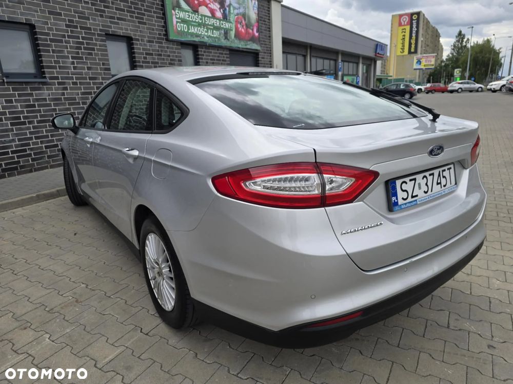 Ford Mondeo 2.0 TDCi Ambiente - 12