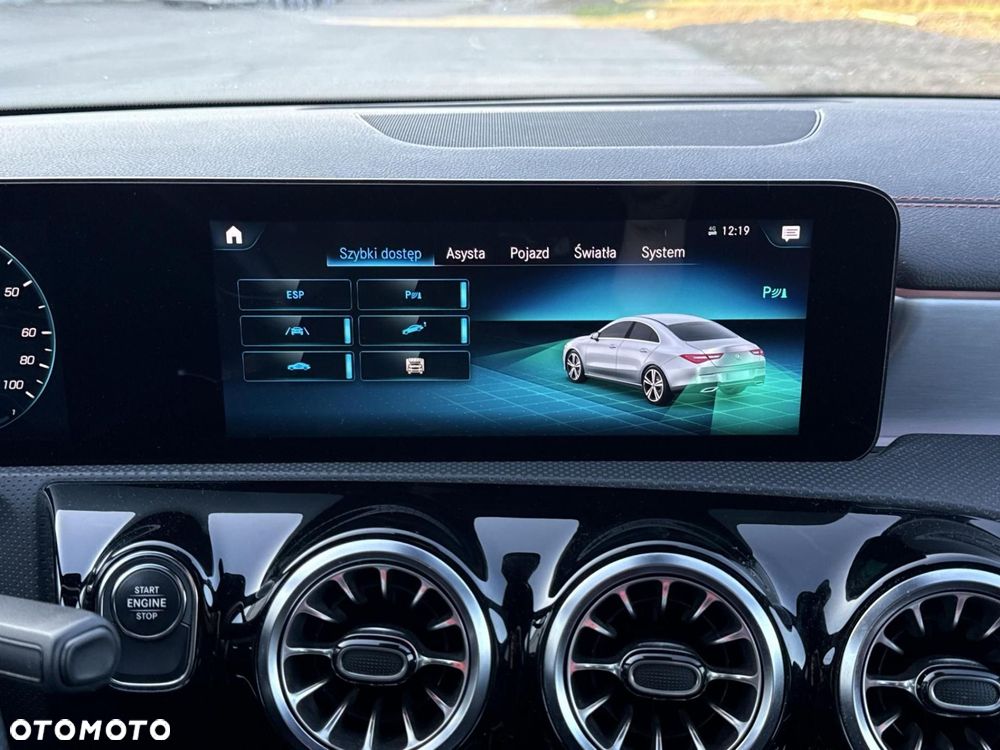 Mercedes-Benz CLA - 26