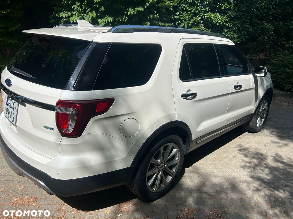 Ford Explorer - 5