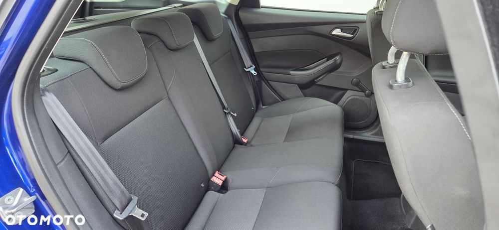 Ford Focus 1.0 EcoBoost 99g Trend - 40