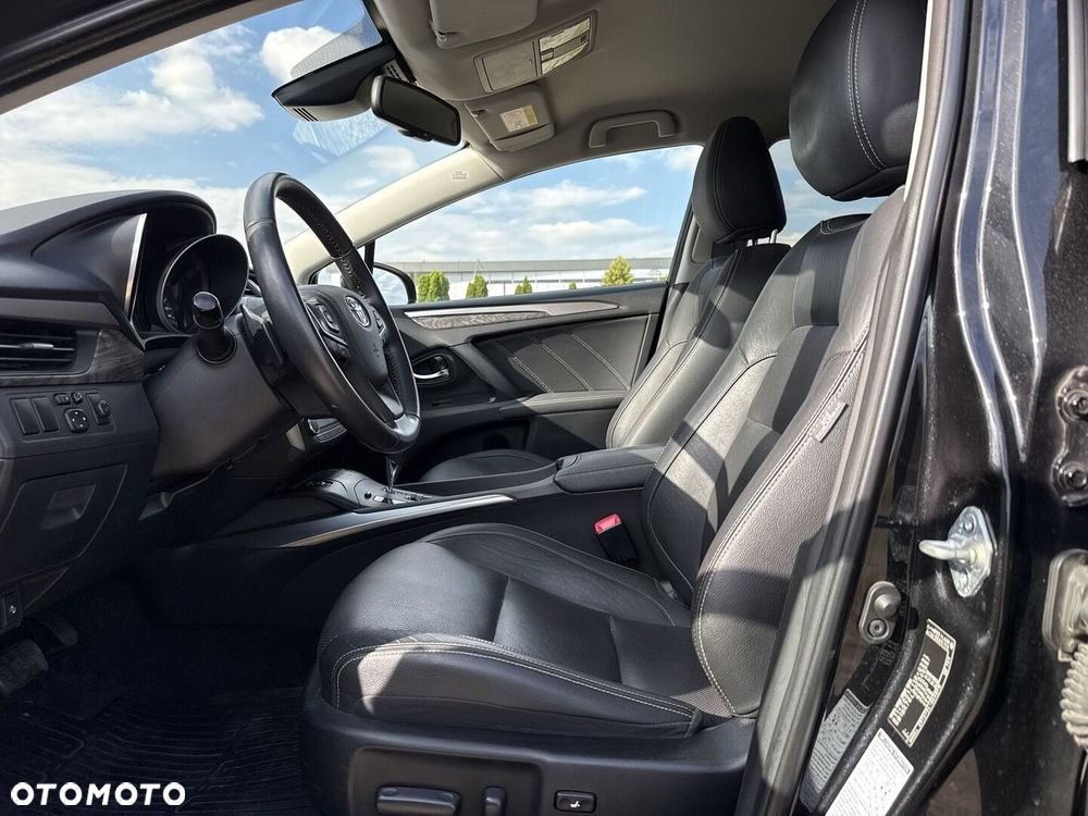 Toyota Avensis 2.0 Prestige MS - 17