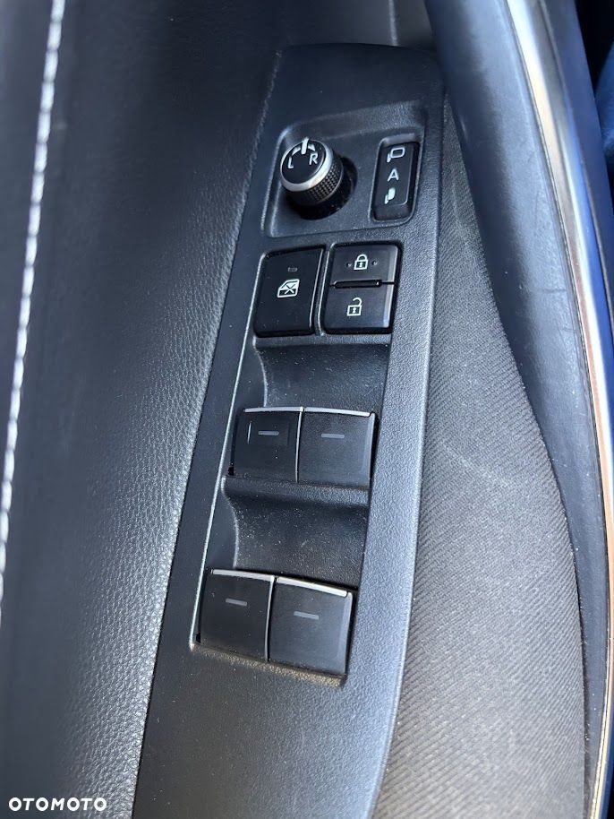 Toyota Corolla 1.8 Hybrid Comfort - 14