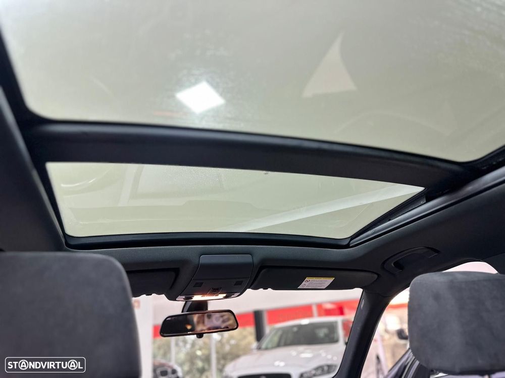 BMW X1 18 d sDrive Pack M - 25