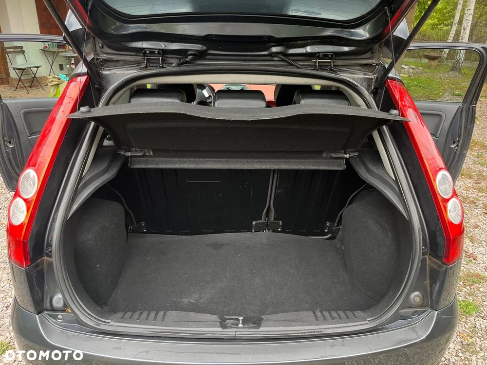 Ford Fiesta - 4