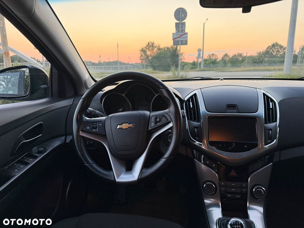 Chevrolet Cruze 1.4T LTZ - 10