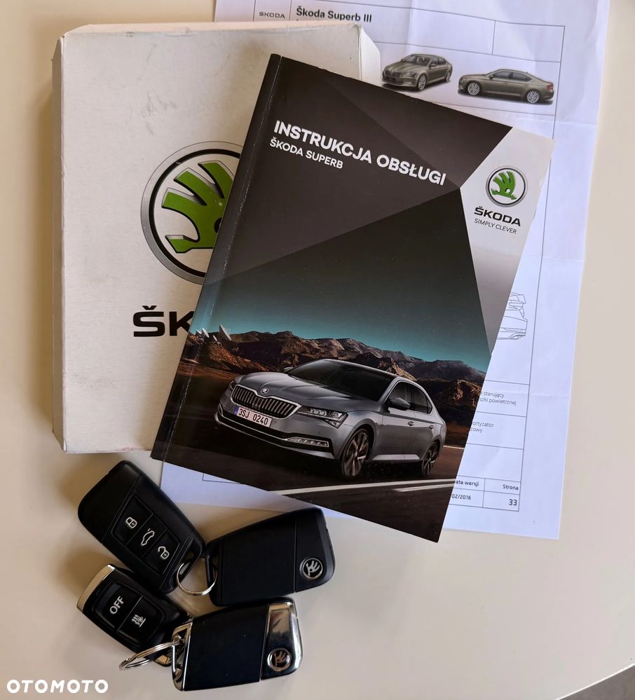 Skoda Superb 2.0 TDI SCR Sportline DSG - 41