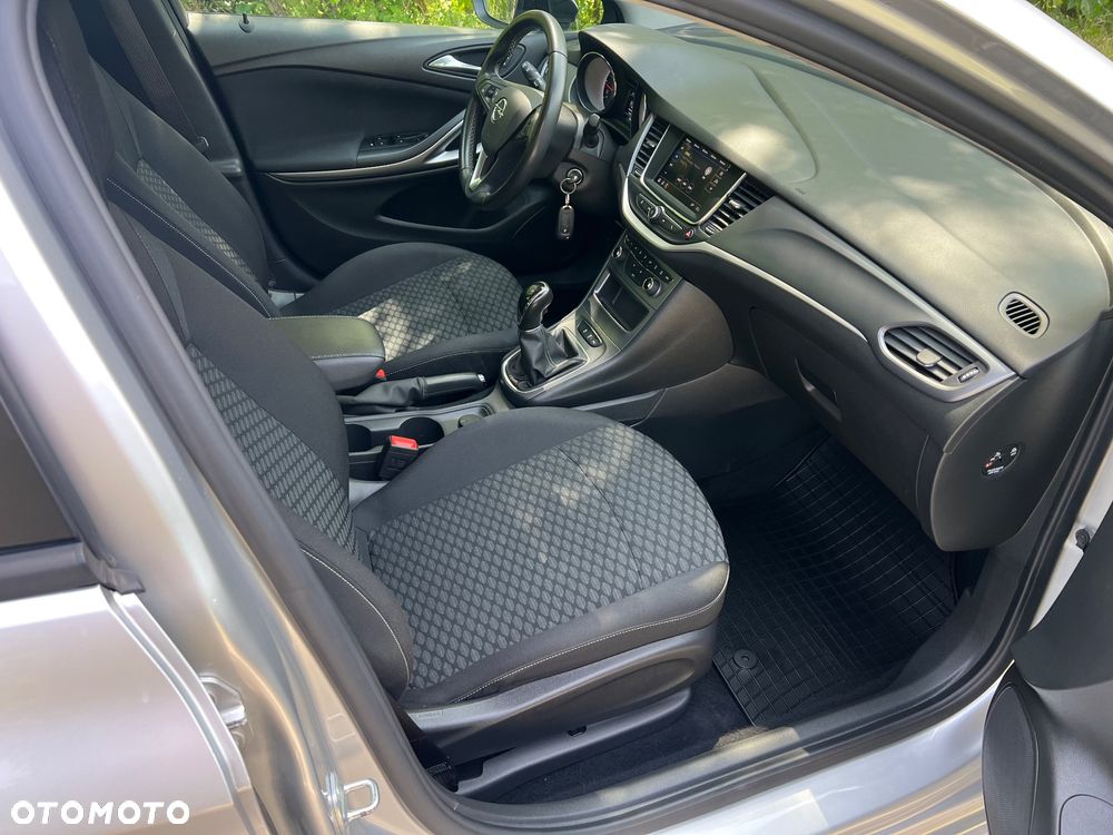 Opel Astra 1.2 T Edition S&S - 22