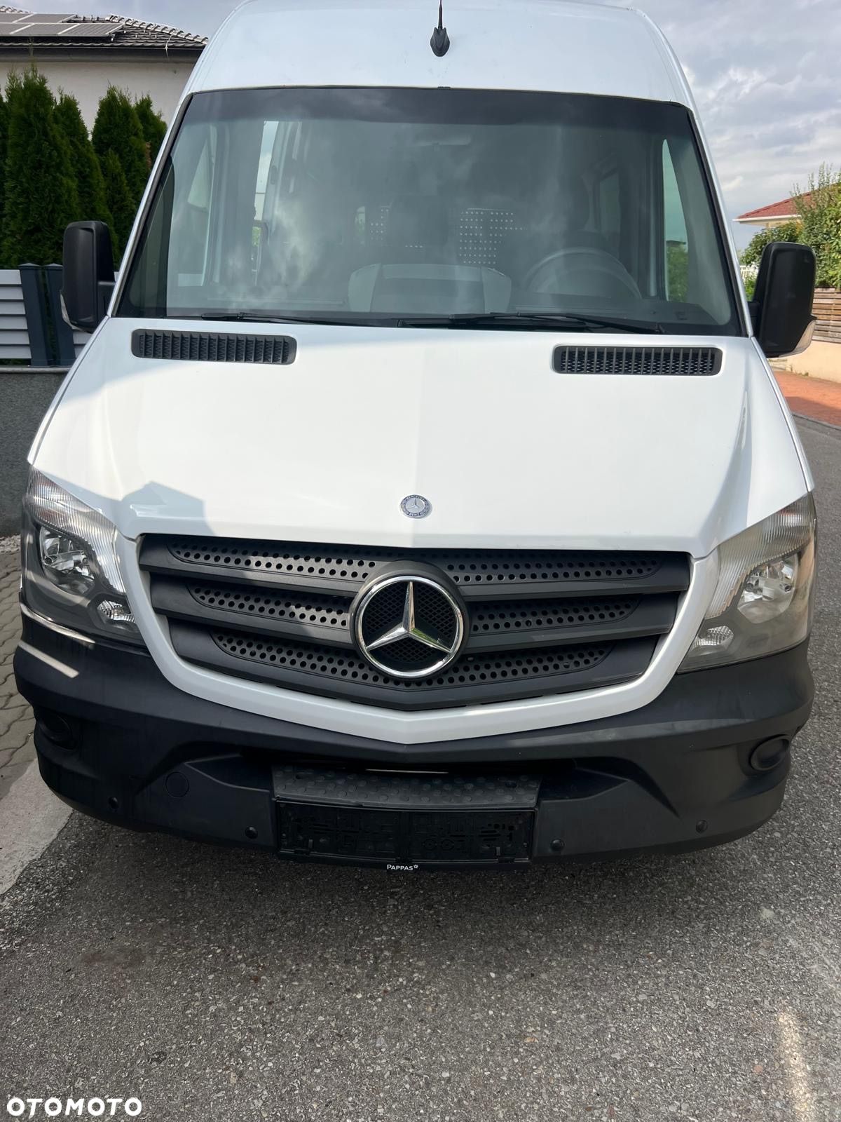 Mercedes-Benz Sprinter - 1
