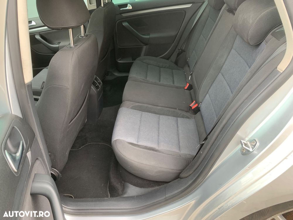 Volkswagen Golf 2.0 TDI DPF Style - 6