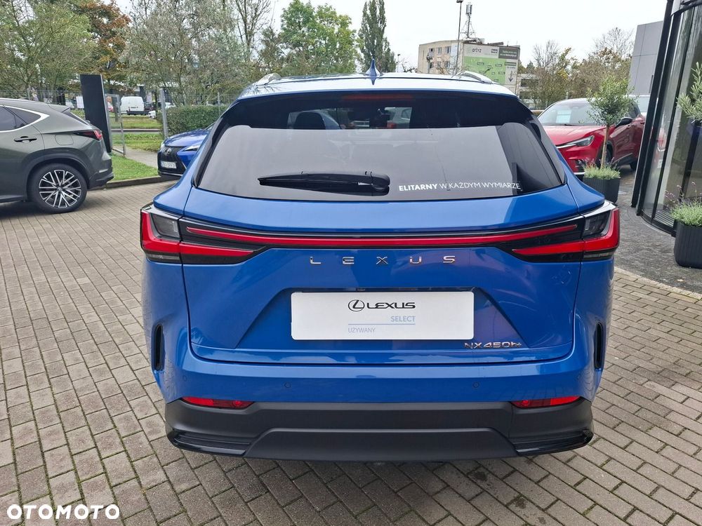 Lexus NX - 4