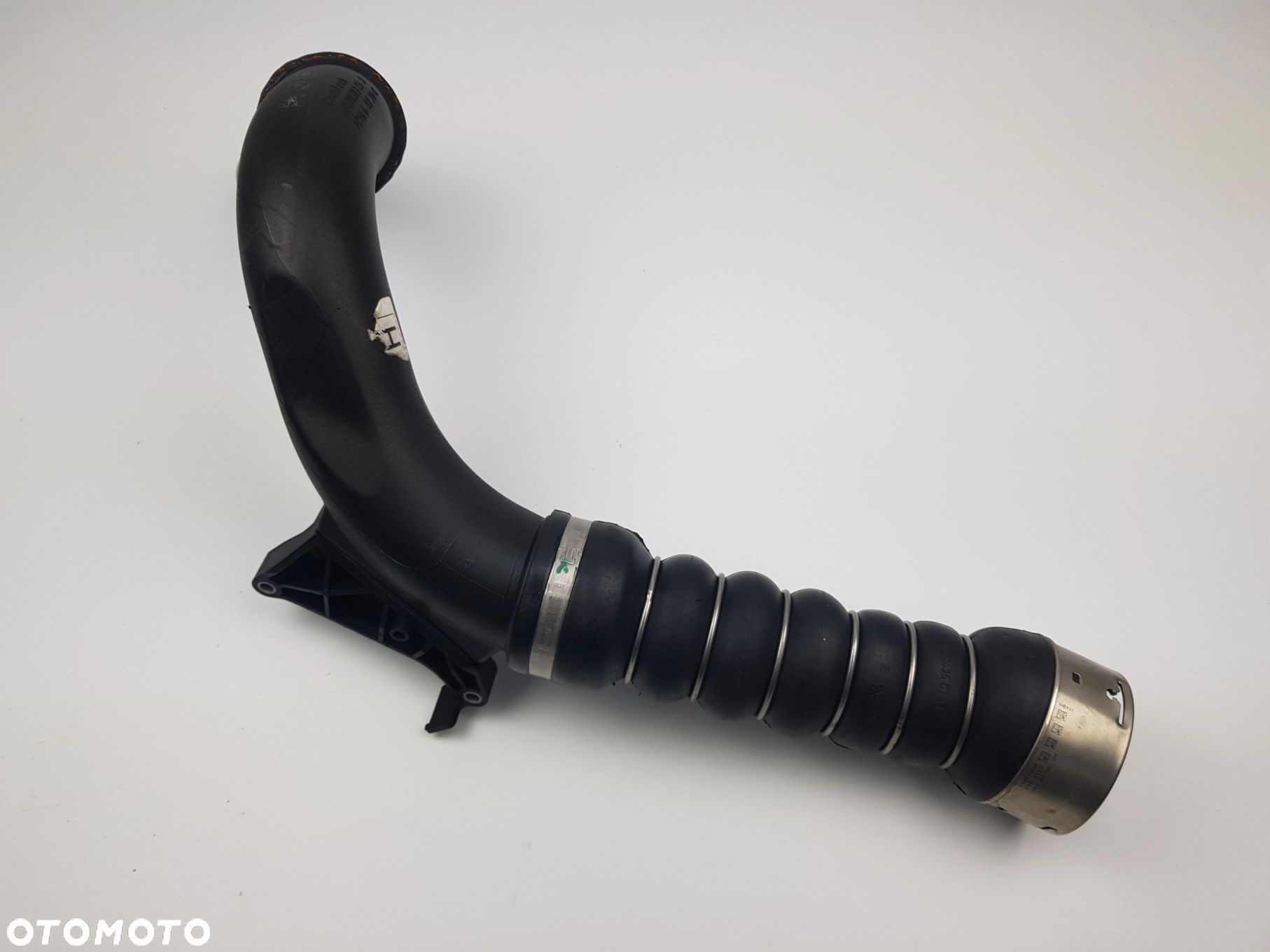 Przewód Wąż Rura powietrza intercoolera BMW X1 F48 F45 8577233 - 4