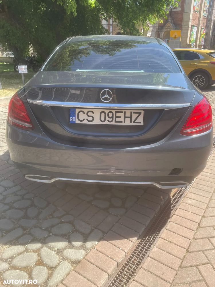 Mercedes-Benz C - 13