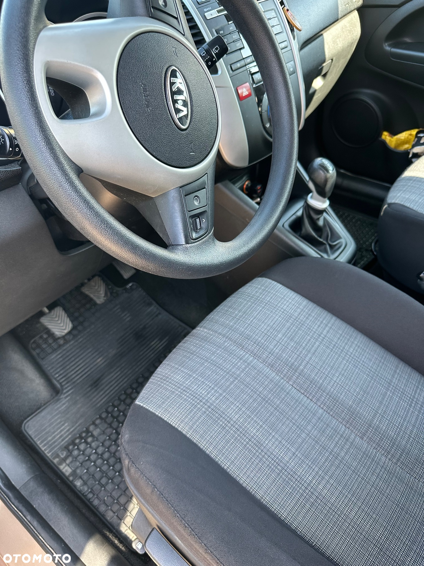 Kia Venga 1.4 L - 9