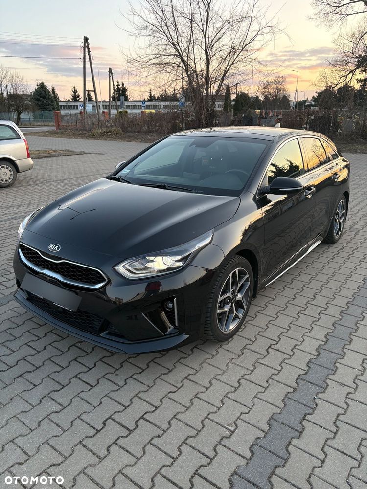 Kia Procee'd
