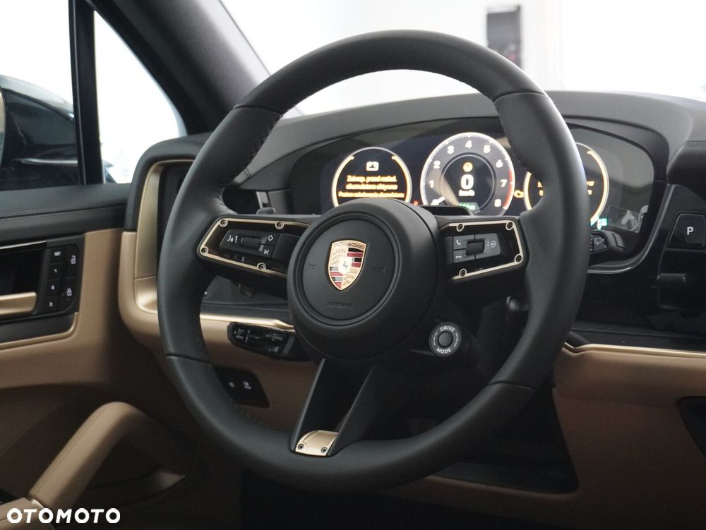 Porsche Cayenne S E-Hybrid PHEV Black Edition - 38