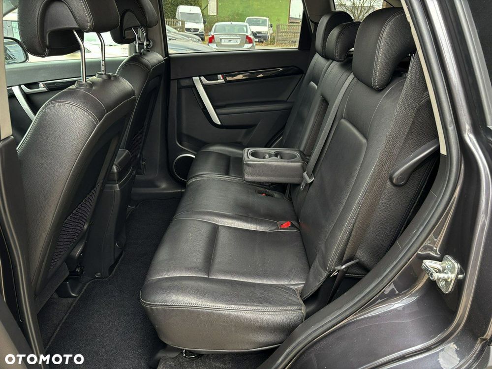 Chevrolet Captiva 2.2 2WD LT+ - 19