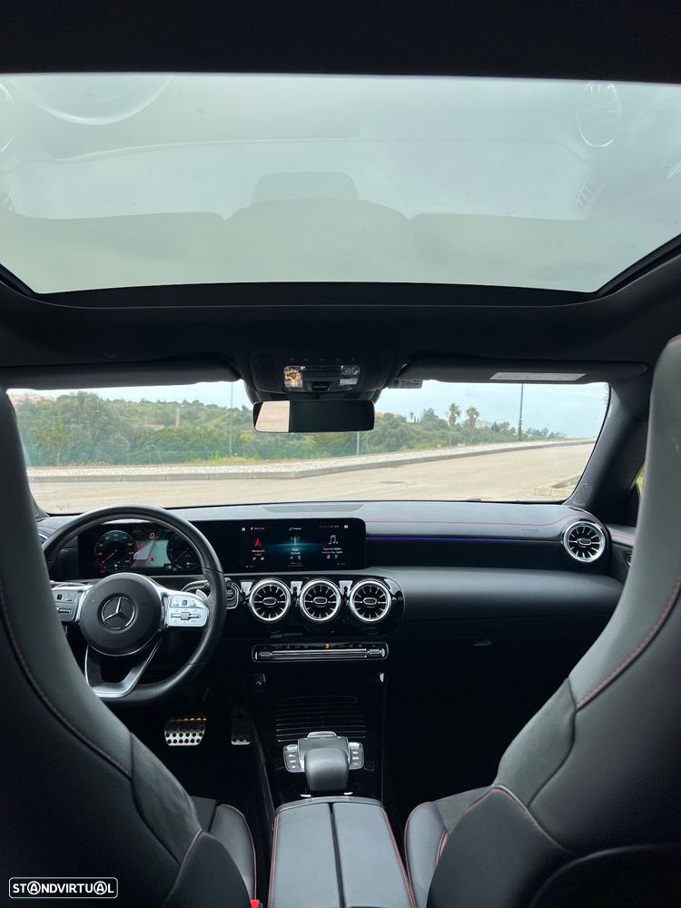 Mercedes-Benz CLA 250 e Shooting Brake AMG Line - 18