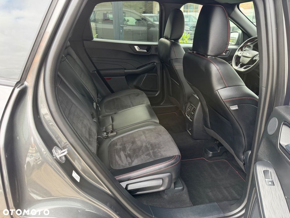 Ford Kuga 2.0 EcoBlue 4x4 ST-LINE X - 26