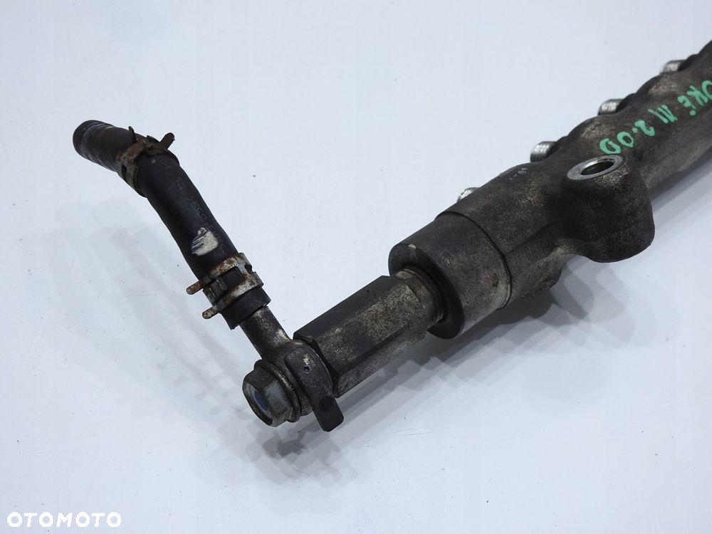 LISTWA WTRYSKOWA SUBARU FORESTER III 2.0 D - 5