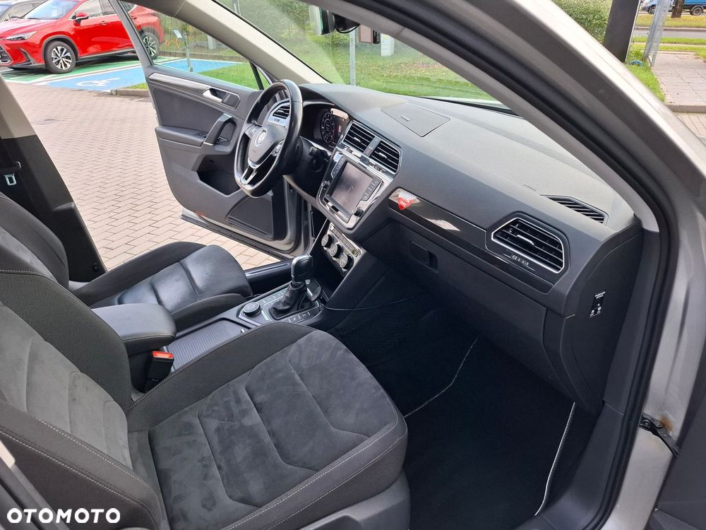 Volkswagen Tiguan - 19