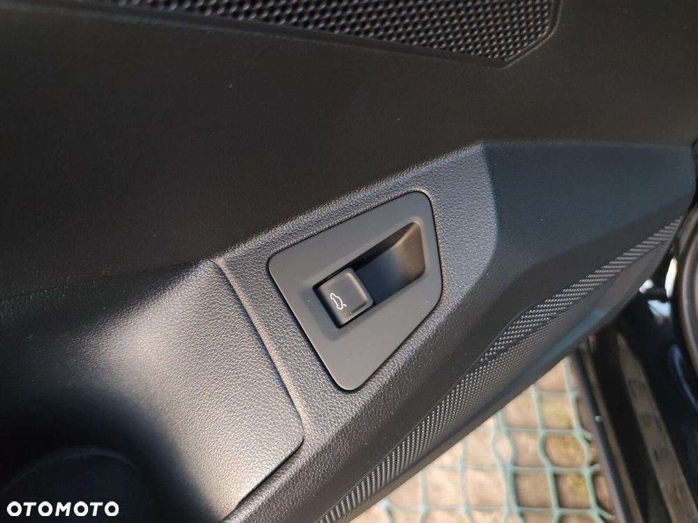 Volkswagen Touareg 3.0 V6 TDI SCR 4Mot R-Line - 27