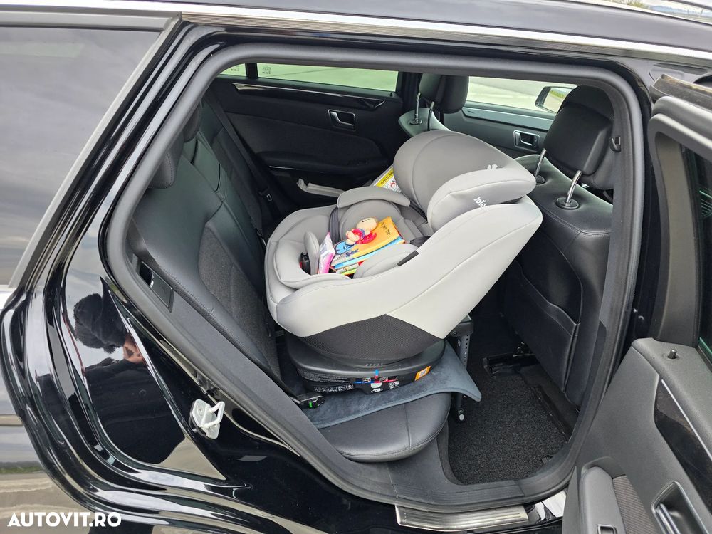 Mercedes-Benz E 220 CDI DPF BlueEFFICIENCY 7G-TRONIC Avantgarde - 13