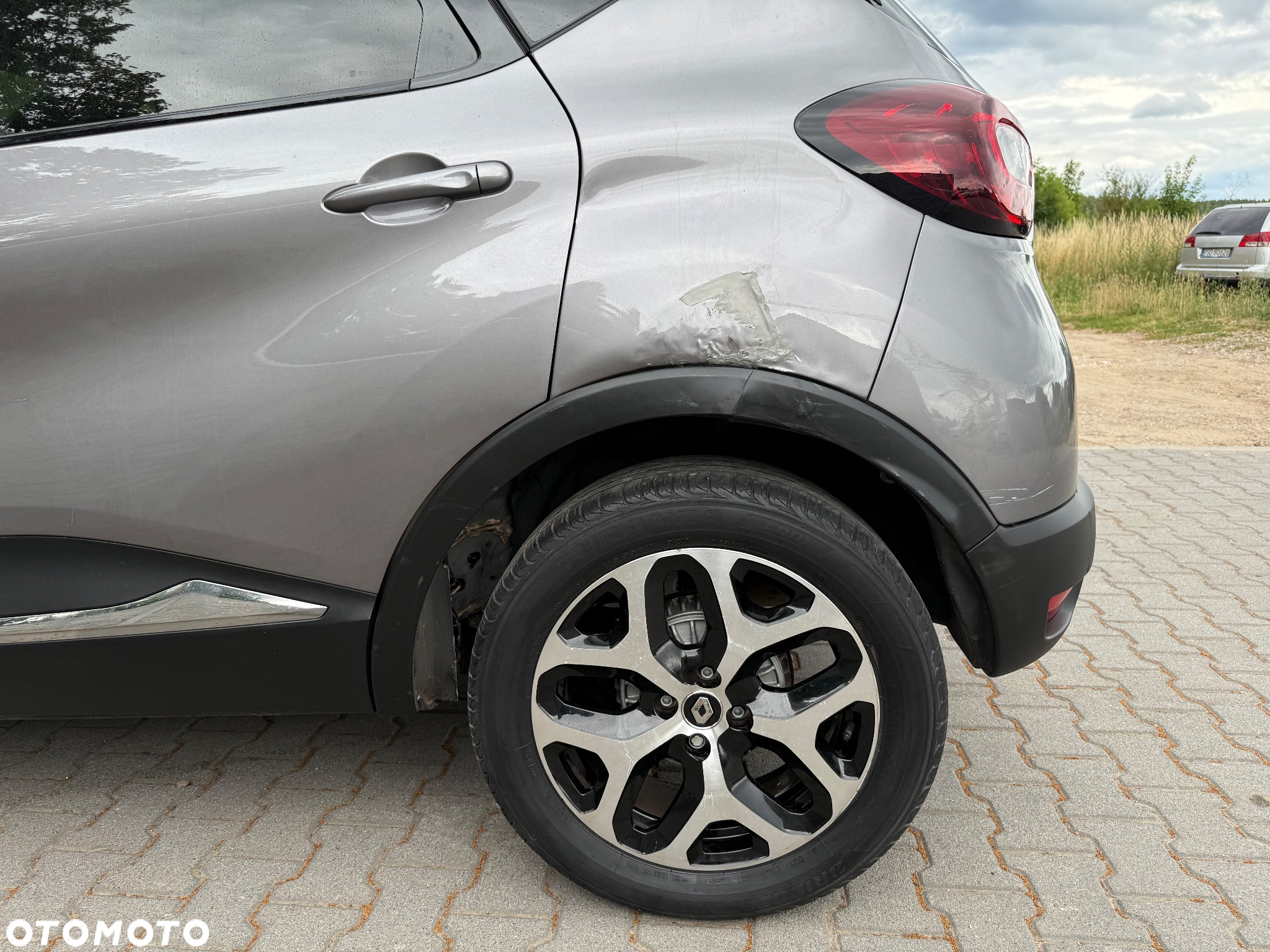 Renault Captur ENERGY TCe 120 EDC Bose Edition - 5