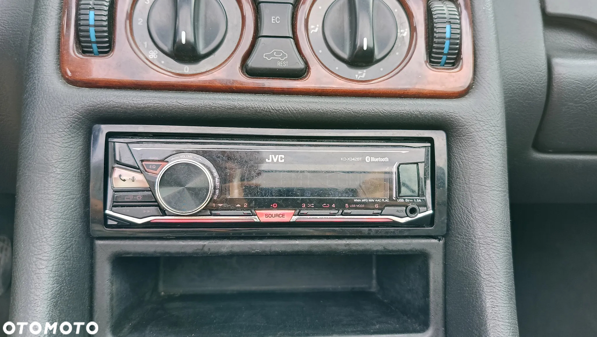 Mercedes-Benz CLK 320 - 12