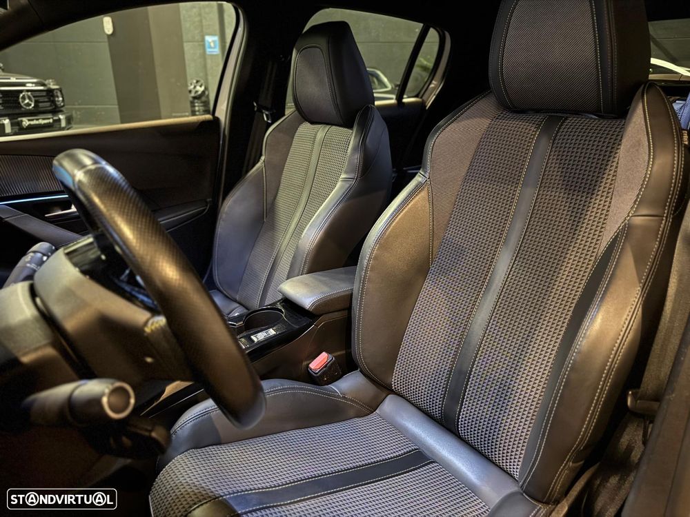 Peugeot 208 PureTech 100 GT Pack - 11