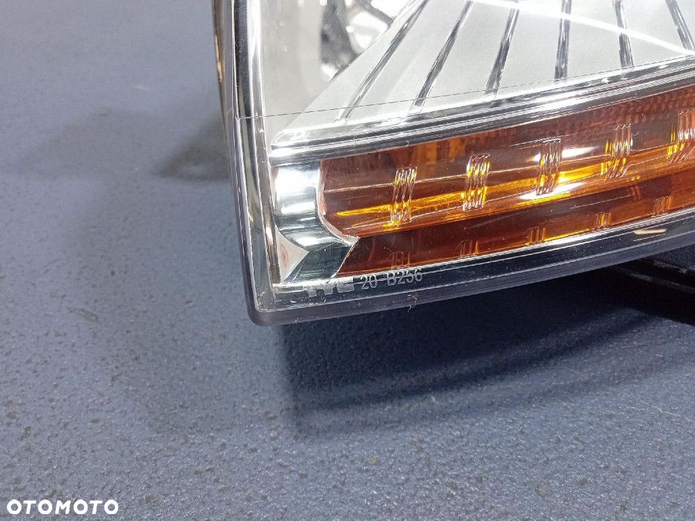 CITROEN C4 PICASSO I 06-10 REFLEKTOR LEWY LAMPA PRZÓD - 9