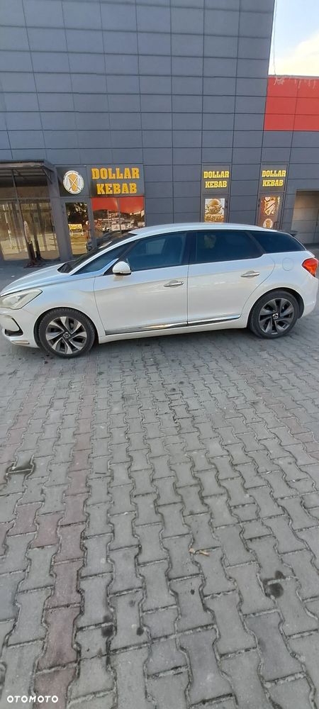 Citroën DS5 - 4