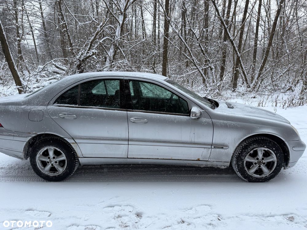 Mercedes-Benz Klasa C 220 T CDI Elegance - 6