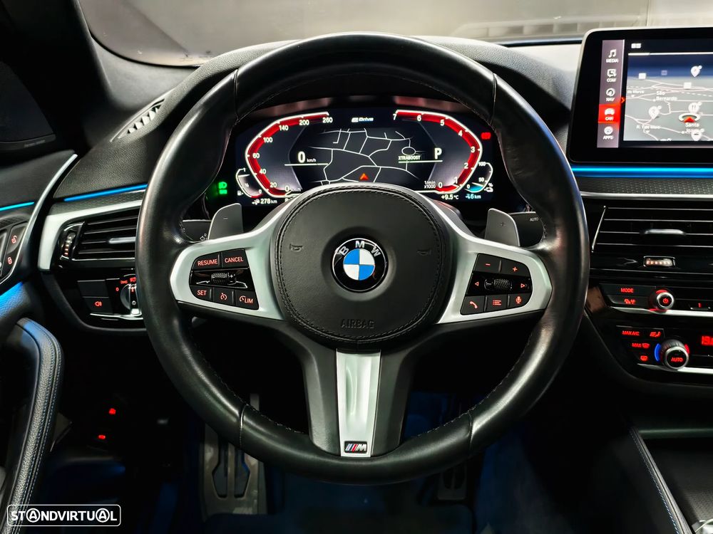 BMW 530 e Pack M - 32