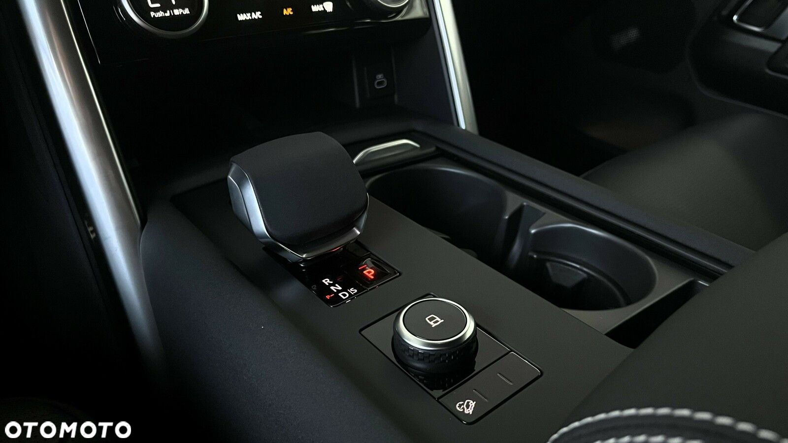 Land Rover Discovery - 11