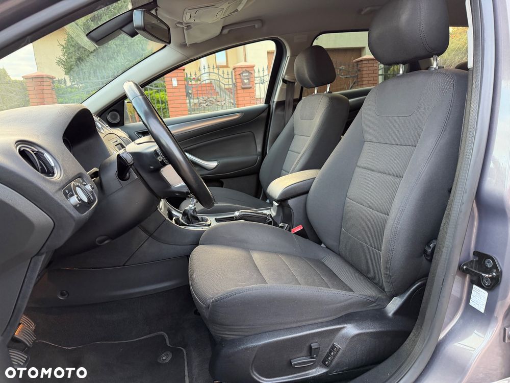 Ford Mondeo 2.0 TDCi Titanium - 27