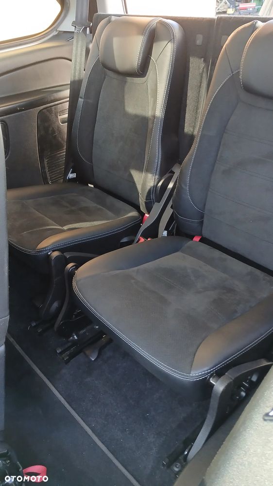 Ford Galaxy 2.0 TDCi Titanium - 9